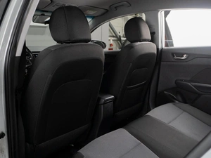 Седан Hyundai Solaris 2017 года, 1390000 рублей, Тюмень