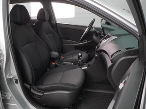 Хетчбэк Hyundai Solaris 2015 года, 1049000 рублей, Воронеж