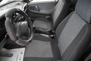 Седан Daewoo Nexia 2002 года, 219000 рублей, Барнаул