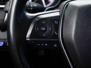 Седан Toyota Camry 2019 года, 2673444 рублей, Москва