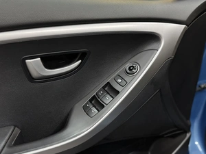 Хетчбэк Hyundai i30 2013 года, 947000 рублей, Красноярск