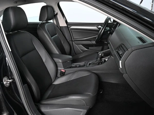 Седан Volkswagen Jetta 2019 года, 2039000 рублей, Аксай