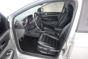 Хэтчбек Ford Focus 2010 года, 650000 рублей, Орёл