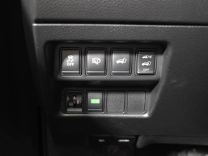 Внедорожник Nissan X-Trail 2016 года, 1567900 рублей, Казань