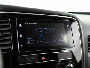 Внедорожник Mitsubishi Outlander 2019 года, 2293055 рублей, Москва