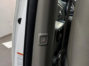 Минивэн Kia Carnival 2019 года, 2697000 рублей, Красноярск
