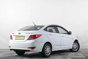 Седан Hyundai Solaris 2014 года, 699000 рублей, Кемерово