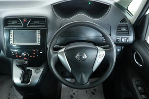 Минивэн Nissan Serena 2011 года, 1129000 рублей, Омск