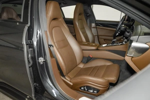 Лифтбек Porsche Panamera 4S 2018 года, 8649000 рублей, Ульяновск