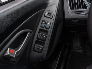 Внедорожник Hyundai ix35 2011 года, 1149000 рублей, Саратов