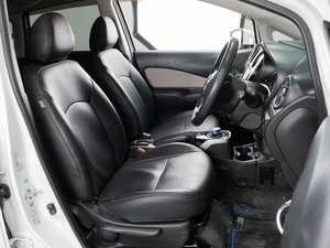 Хетчбэк Nissan Note 2017 года, 1240000 рублей, Тюмень