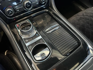 Седан Jaguar XJ 2016 года, 2420000 рублей, Уфа