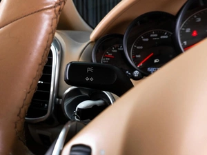 Внедорожник Porsche Cayenne S 2010 года, 2199000 рублей, Тюмень