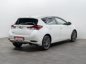 Хетчбэк Toyota Auris 2016 года, 1455000 рублей, Красноярск