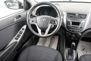 Хетчбэк Hyundai Solaris 2015 года, 999000 рублей, Красноярск