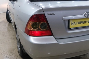 Седан Toyota Corolla 2005 года, 629000 рублей, Новокузнецк