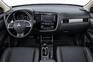 Внедорожник Mitsubishi Outlander 2014 года, 1679000 рублей, Челябинск