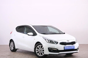 Хетчбэк Kia Ceed 2017 года, 1289000 рублей, Омск