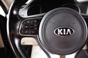 Седан Kia Optima 2017 года, 2049000 рублей, Пермь