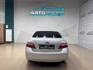 Седан Toyota Camry 2011 года, 1039000 рублей, Красноярск