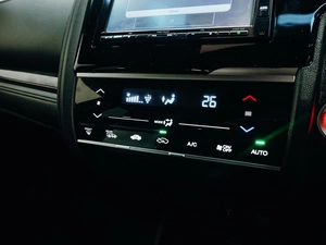 Хетчбэк Honda Fit 2017 года, 1079000 рублей, Красноярск
