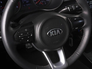 Седан Kia Rio 2019 года, 1199000 рублей, Красный Пахарь
