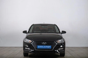 Седан Hyundai Solaris 2017 года, 1319000 рублей, Томск