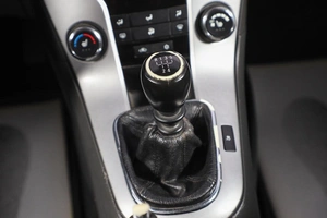 Седан Chevrolet Cruze 2009 года, 649000 рублей, Новосибирск
