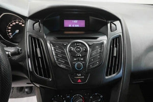 Хетчбэк Ford Focus 2012 года, 649000 рублей, Новокузнецк