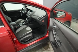 Хэтчбек Ford Focus 2014 года, 1040000 рублей, Курск