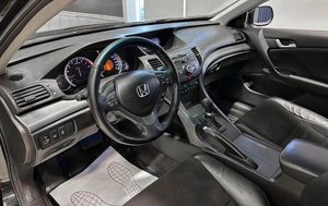 Седан Honda Accord 2011 года, 1280000 рублей, Красноярск