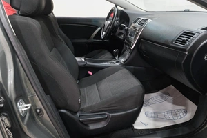 Седан Toyota Avensis 2012 года, 1529000 рублей, Новокузнецк