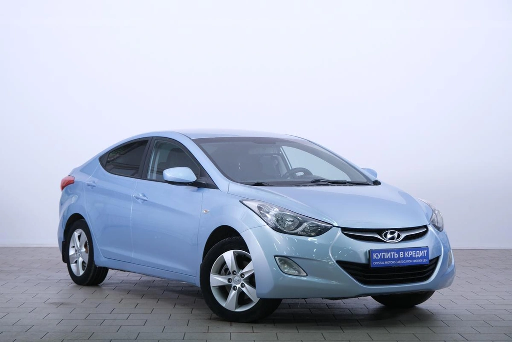 Седан Hyundai Elantra 2011 года, 1029000 рублей, Омск