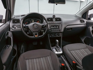 Седан Volkswagen Polo 2018 года, 1320000 рублей, Краснодар