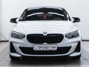 Седан BMW 1 серия 2022 года, 2070000 рублей, Красноярск
