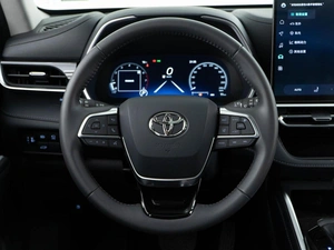 Внедорожник Toyota Highlander 2026 года, 5567434 рублей, Москва