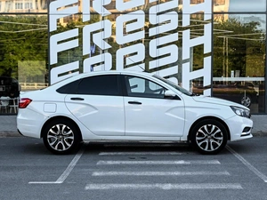 Седан ВАЗ (LADA) Vesta 2017 года, 690000 рублей, Волгоград
