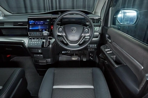 Минивэн Honda Stepwgn Spada 2019 года, 2350000 рублей, Красноярск