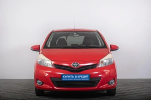 Хетчбэк Toyota Vitz 2013 года, 1099000 рублей, Томск