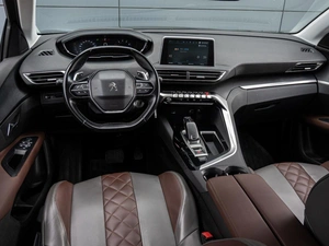 Внедорожник Peugeot 5008 2019 года, 1680000 рублей, Краснодар