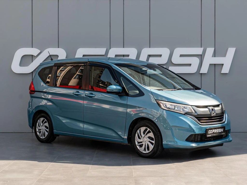 Минивэн Honda Freed 2019 года, 1395000 рублей, Краснодар