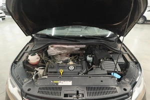 Внедорожник Volkswagen Tiguan 2014 года, 1580000 рублей, Курск