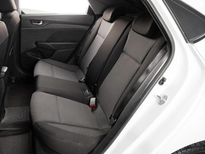 Седан Hyundai Solaris 2018 года, 1398000 рублей, Тюмень