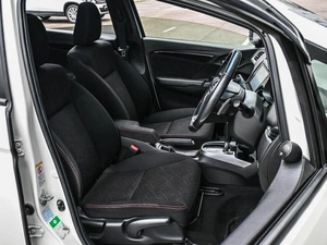 Хетчбэк Honda Fit 2013 года, 1074000 рублей, Кирилловка