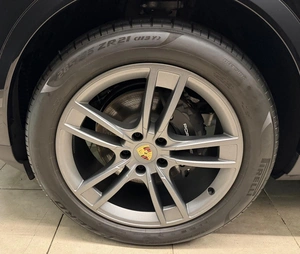 Внедорожник Porsche Cayenne 2023 года, 16200000 рублей, Красноярск