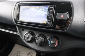 Хетчбэк Toyota Vitz 2019 года, 989000 рублей, Красноярск