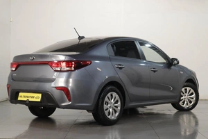 Седан Kia Rio 2018 года, 1429000 рублей, Челябинск