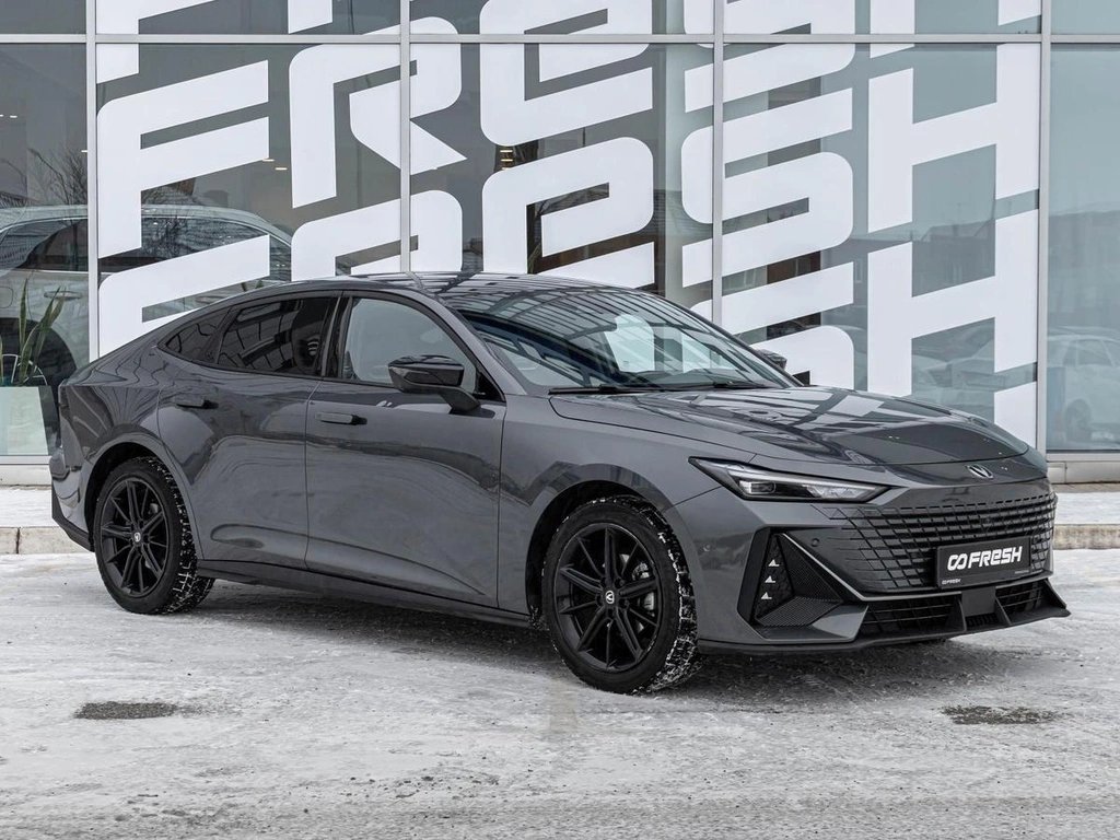 Лифтбек Changan UNI-V 2023 года, 2450000 рублей, Краснодар