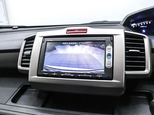 Минивэн Honda Freed 2013 года, 1249000 рублей, Красноярск