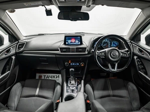 Хетчбэк Mazda Axela 2017 года, 1100000 рублей, Красноярск